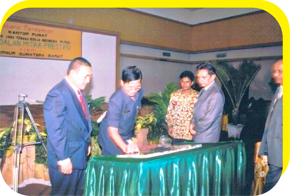 Penandatanganan Prasasti